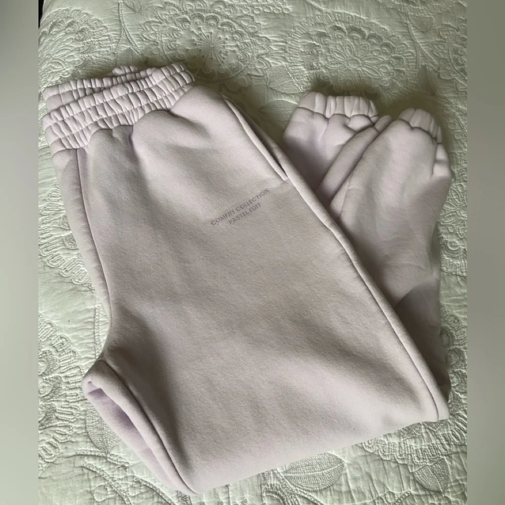 PASTEL PINK ultra soft Comfort sweatpants - Picture 9 of 11
